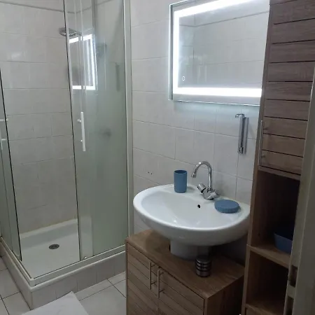 La Immeuble Place Francois 1er Apartment *